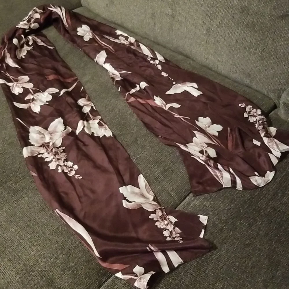 🤠Silky Floral Scarf 70